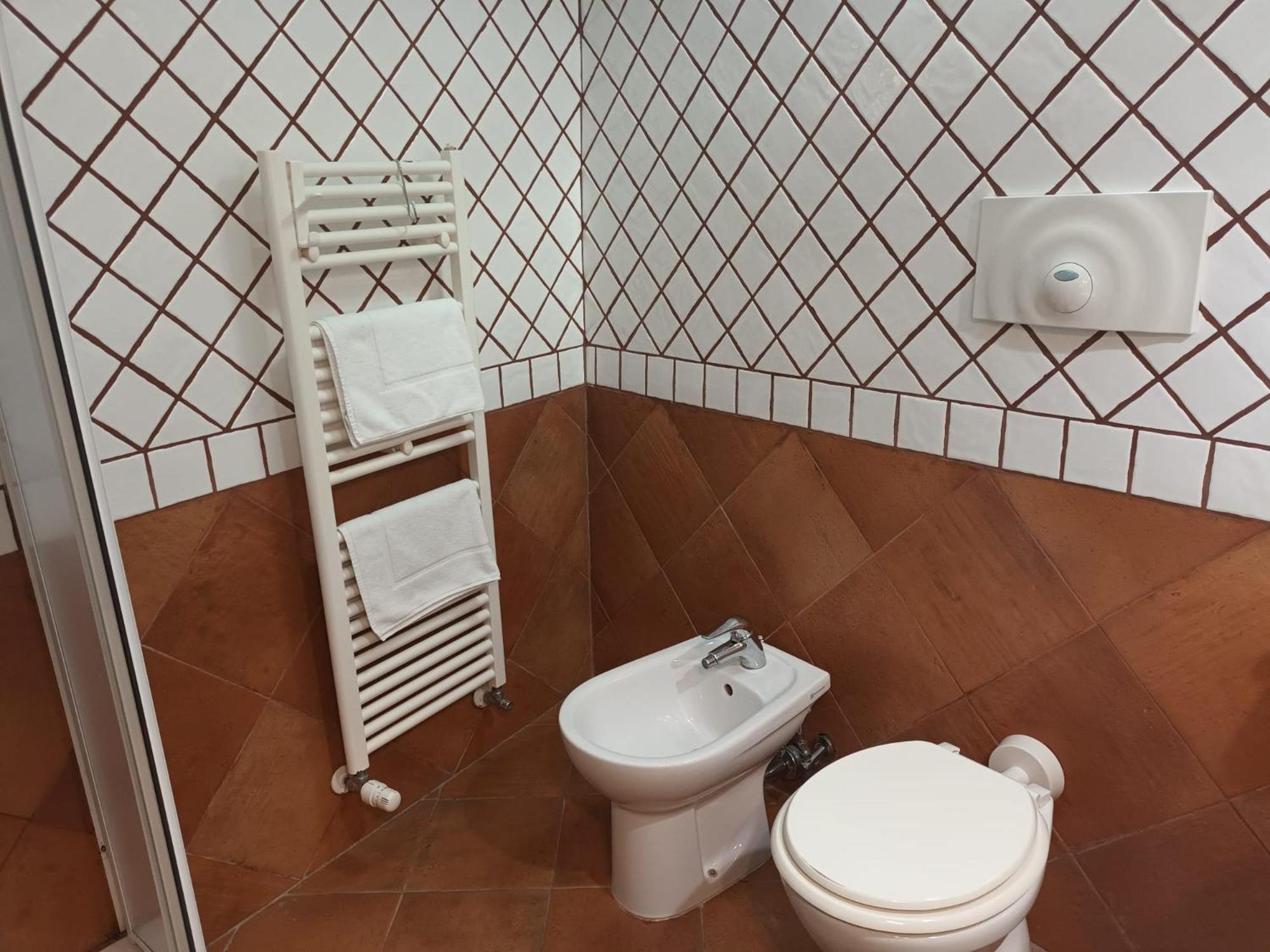 Residenza Sant'Andrea Hotell Campobasso Exteriör bild